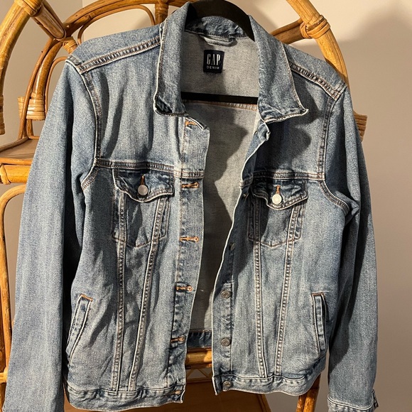 GAP Jackets & Blazers - Gap denim jacket size XL